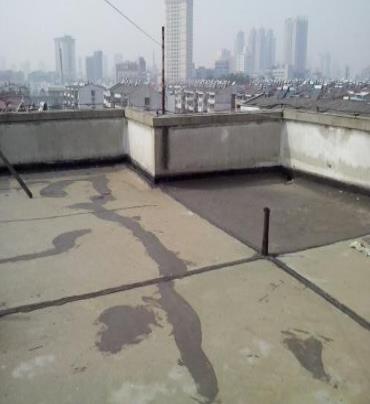 曹县漏水维修 楼顶漏水是什么原因，楼顶漏水维修方法是什么?